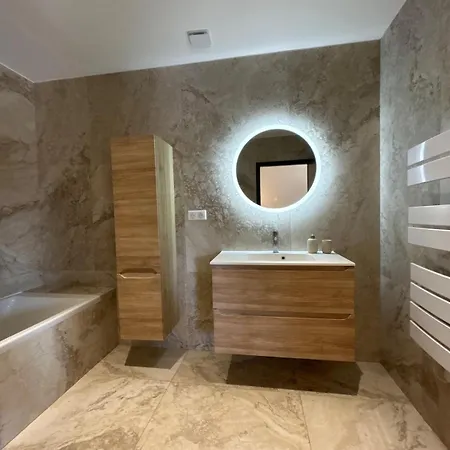 Apartment Rez De A 15 Min Des Plages